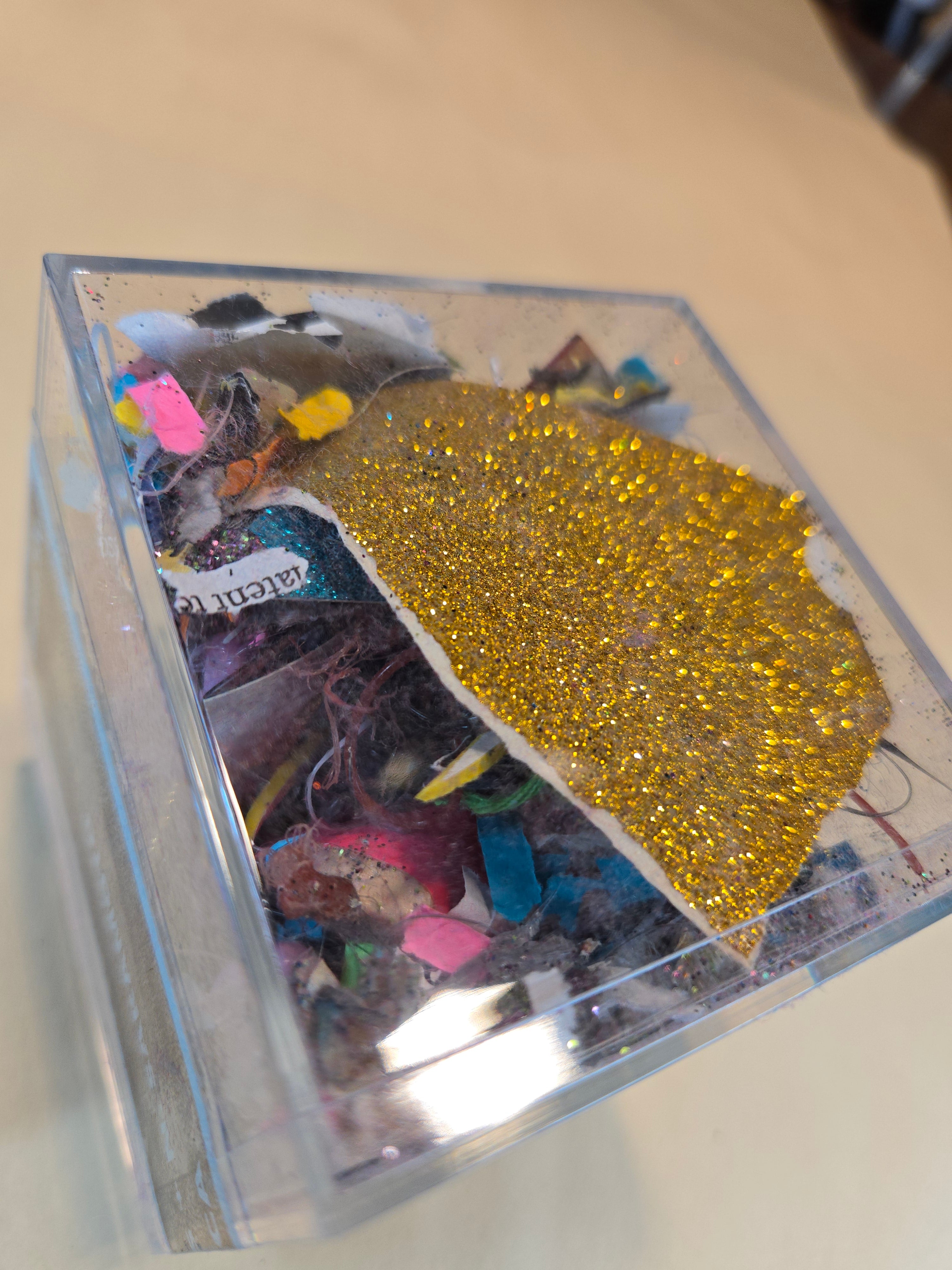 6 of 12 - Golden Glitter - ARTISTSHITBOX - 2026